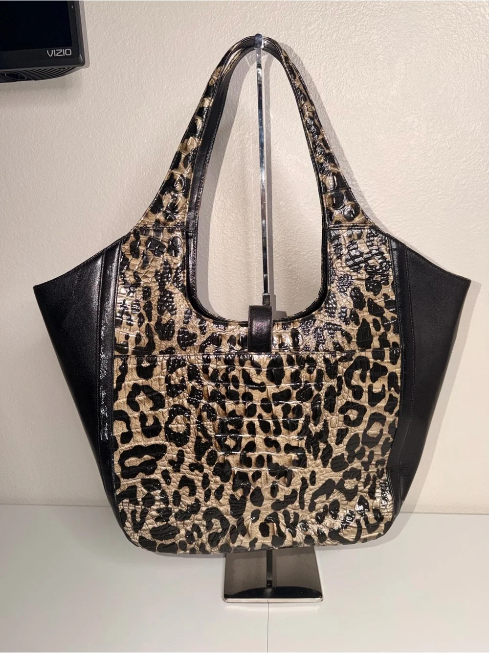 NWT Authentic Brahmin Carla (Retired) Shoulderbag